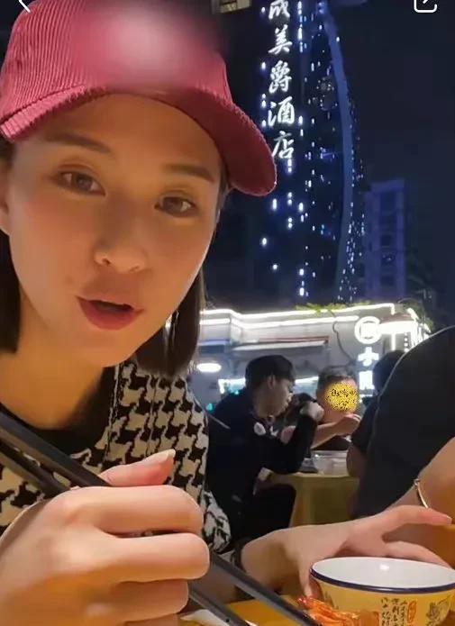 娱乐圈吃瓜小视频大全,小视频里的明星幕后故事大盘点